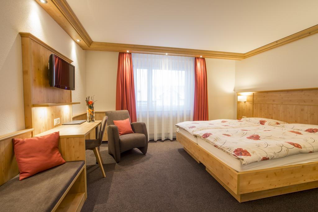 Double Room,1239937333:JPEG